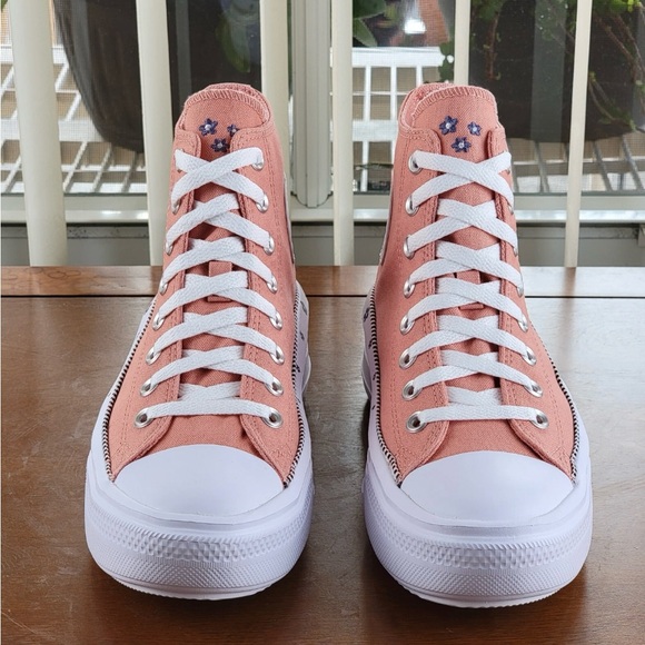 Converse Chuck Taylor All Star Women Shoes Size 8 - Picture 5 of 8